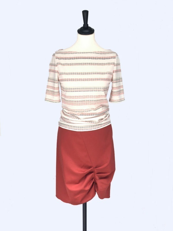 shirt.lignee.jupe.gion
