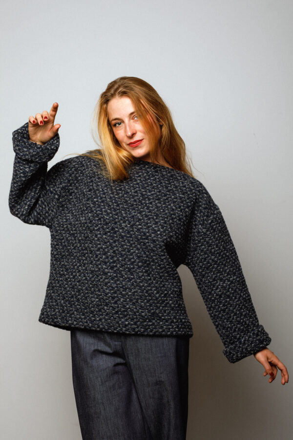 Pull Essentiel moucheté bleu marine/gris – Image 2