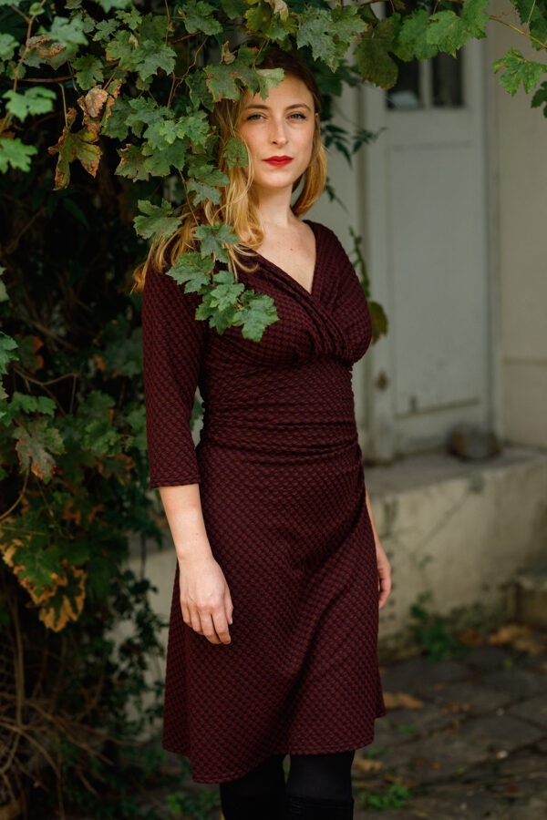 Robe Noëmie bordeaux à petits pois – Image 5